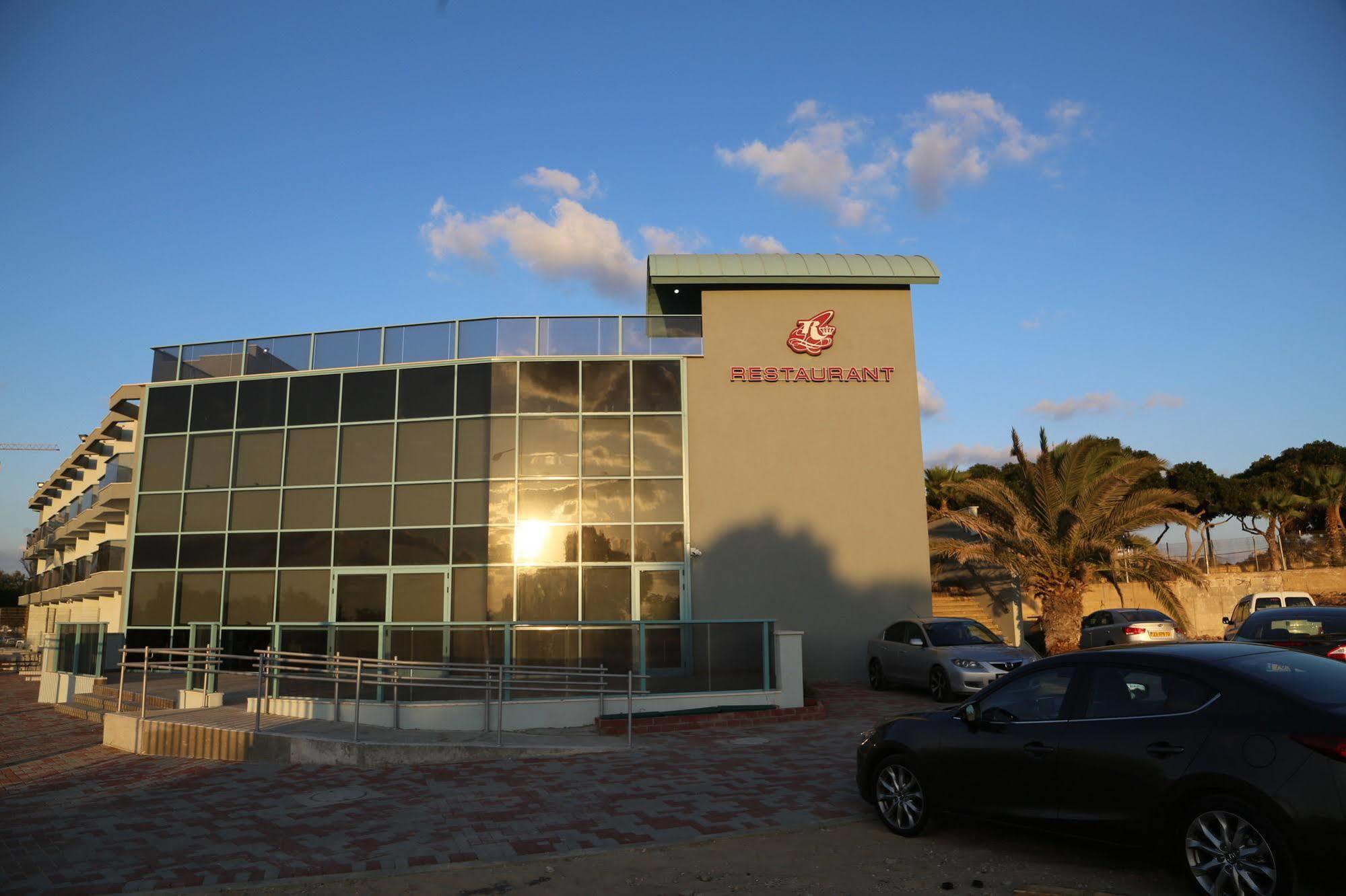 Regina Goren Hotel Ashkelon Bagian luar foto