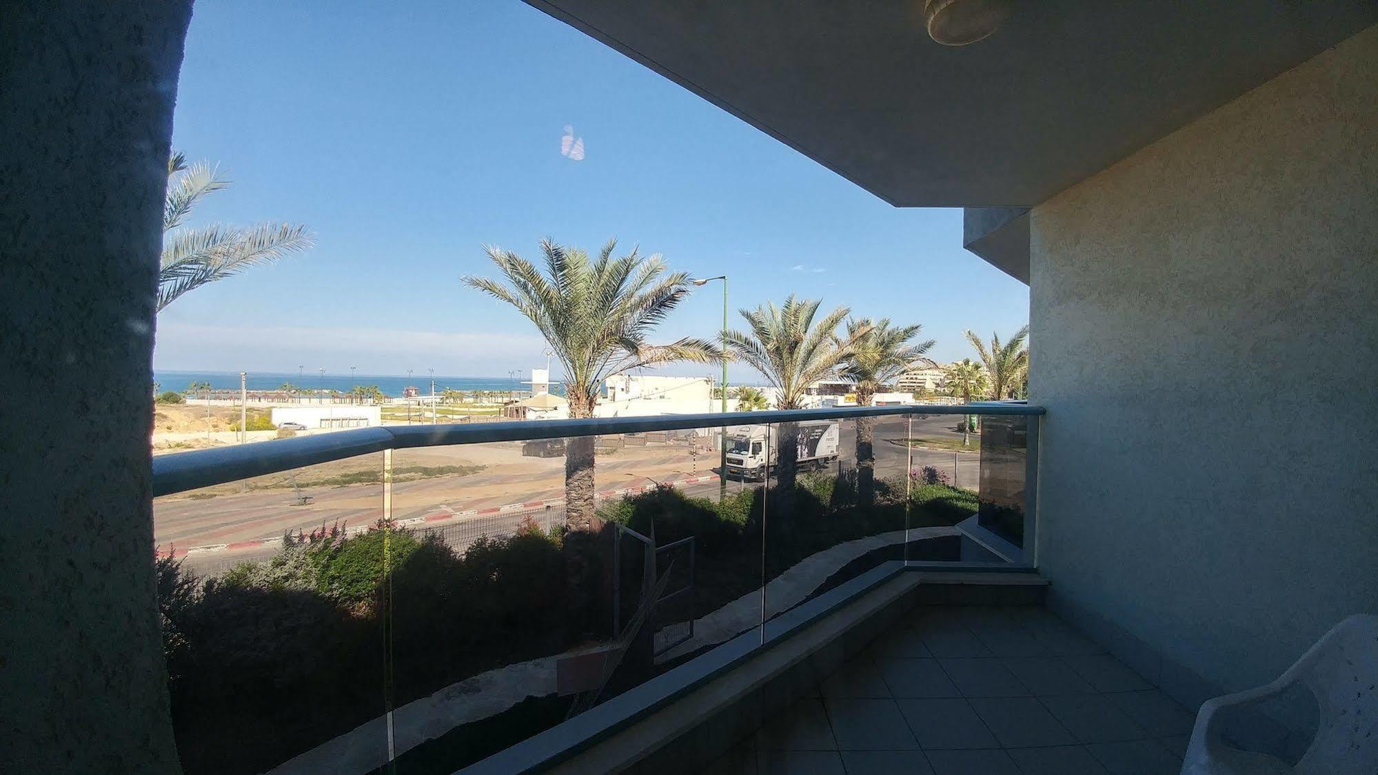 Regina Goren Hotel Ashkelon Bagian luar foto